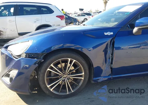 2014 Scion Fr-S из США, поврежденный, VIN JF1ZNAA10E8700900